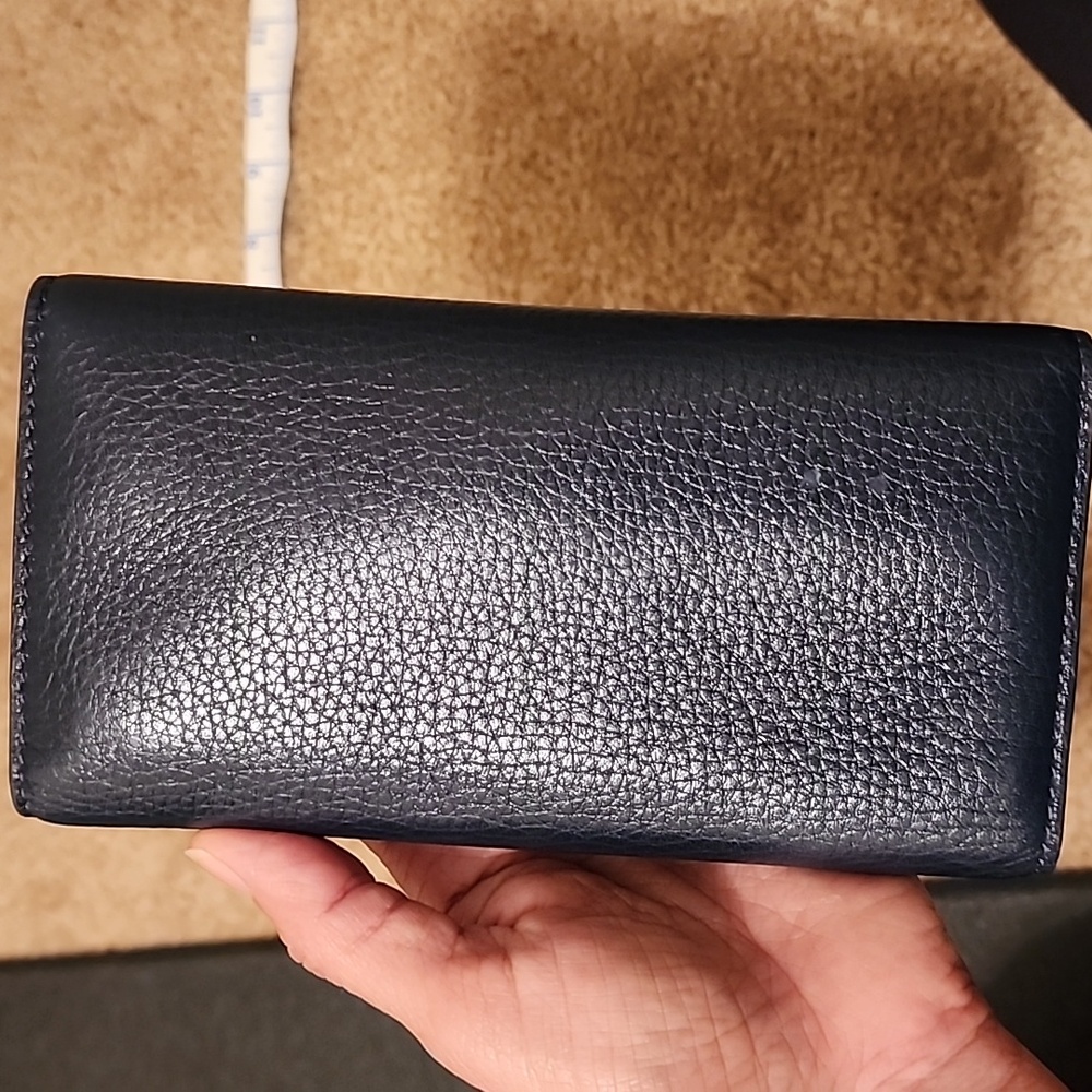 Tory Burch Leather Wallet with Gold Logo - Picture 8 of 11